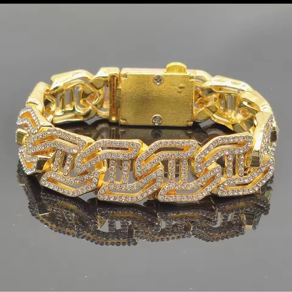 18K Gold Plated Ice Micro Pave Geometrical Cuban Link Streetwear Chunky Bracelet
